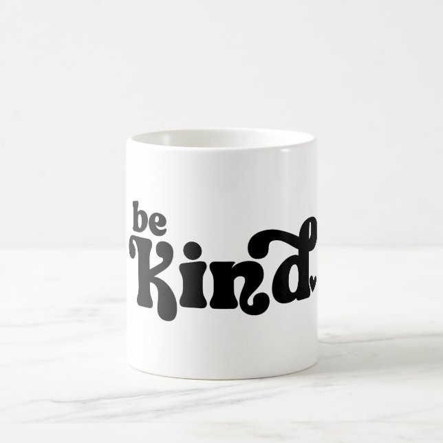 Caneca De Café Seja minimalista (Centro)