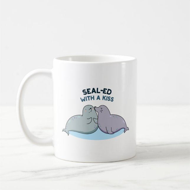 Caneca De Café Selado Com Um Beijo Engraçado Lion Seal Pun (Esquerda)