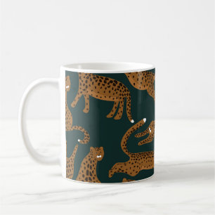 Caneca De Café Selva Leopardo: Impressão Animal Vintage.