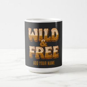 Caneca De Café Selvagem e Livre - Tipografia Groovy dos Anos 70 R