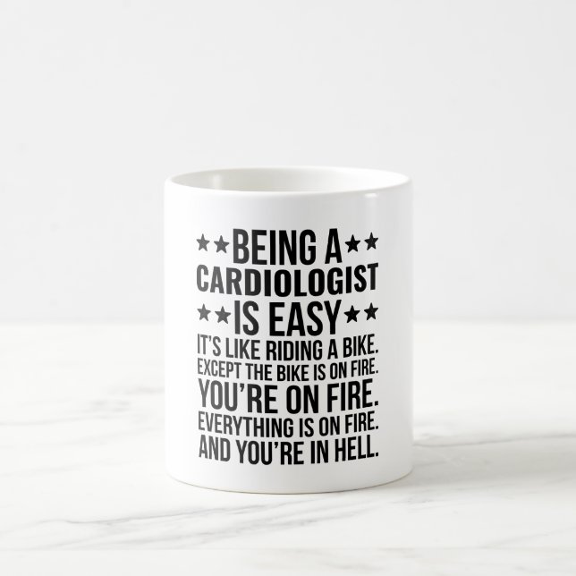 Caneca De Café Ser cardiologista é fácil é como andar (Centro)