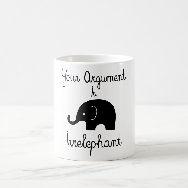 Caneca De Café Seu argumento é Irrelephant (Centro)