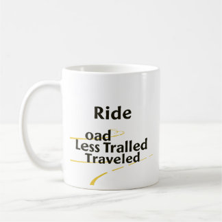 Caneca De Café Siga a Estrada Menos Percorrida