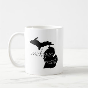 Caneca De Café Silhouette Estatal Com Tipografia Feita Por Michig