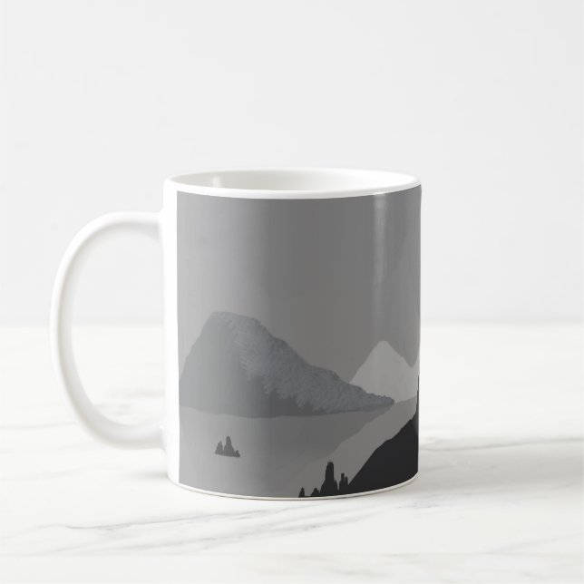 Caneca de café simples com paisagem montanhosa cin (Esquerda)