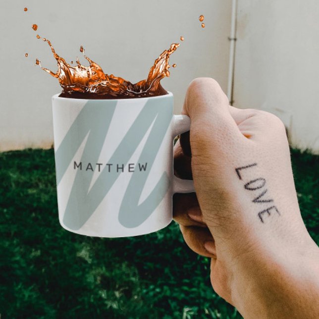 Caneca De Café Simples Moderno Inicial & Nome Sage Verde & Branco (Criador carregado)