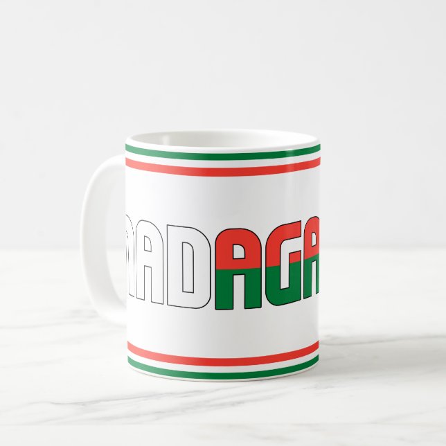 Caneca De Café Sippin' com o Patriótico Madagascar (Frente Esquerda)