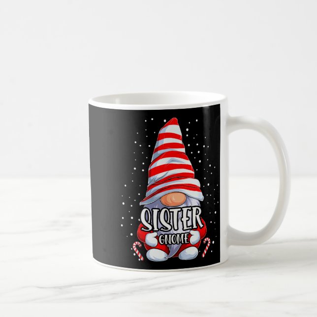 Caneca De Café Sister Gnome Christmas Pajamas Matching Family Gro (Direita)