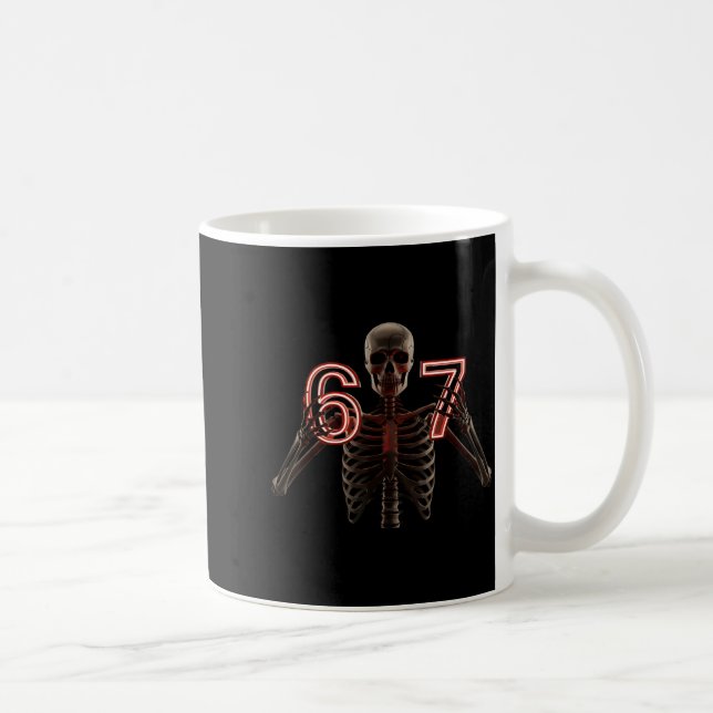 Caneca De Café Six Seven 6 7 Meme Funny Skeleton Hands Sign Let's (Direita)