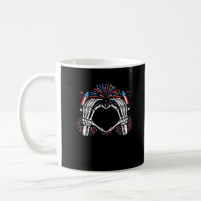 Caneca De Café Skeleton Hand Heart EUA Patriotic American (Esquerda)