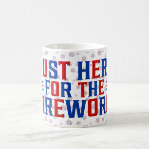 Caneca De Café Só Aqui Para Os Fogos De Artifício Engraçados Para