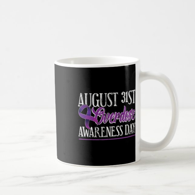 Caneca De Café Sobredosagem do fármaco Agosto 31 Roxo (Direita)