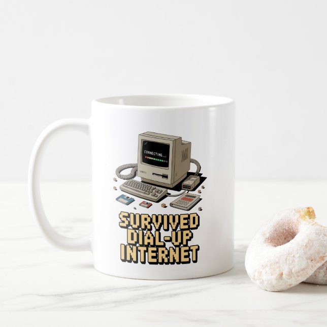 Caneca De Café Sobrevivente da Internet Discada – Nostalgia Retro (Com Donut)