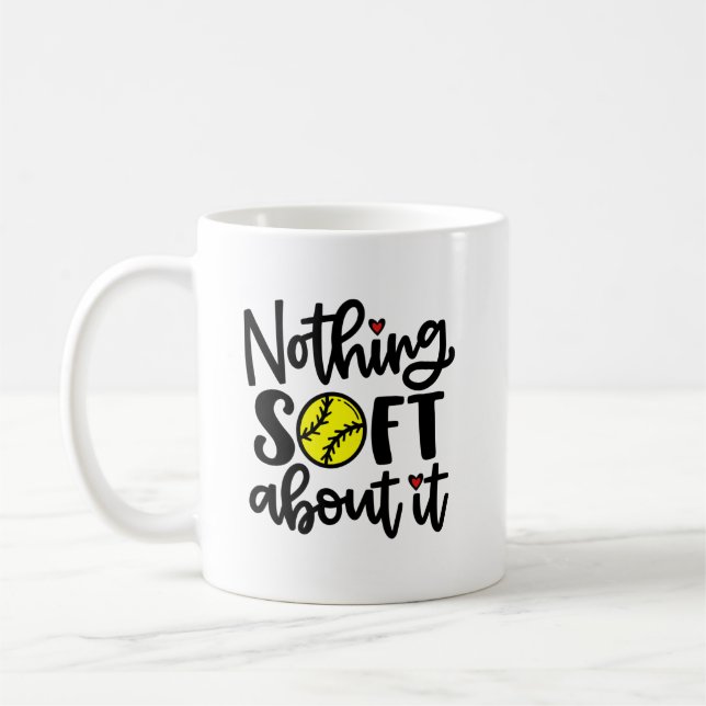 Caneca De Café Softball - Nada De Soft Sobre Ela (Esquerda)