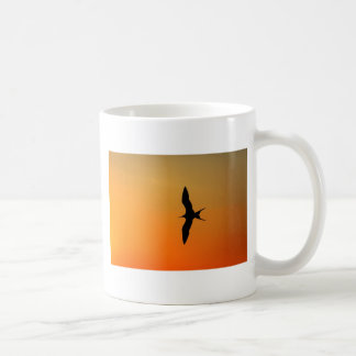 Caneca De Café Sol de laranja voador de ave magnífica