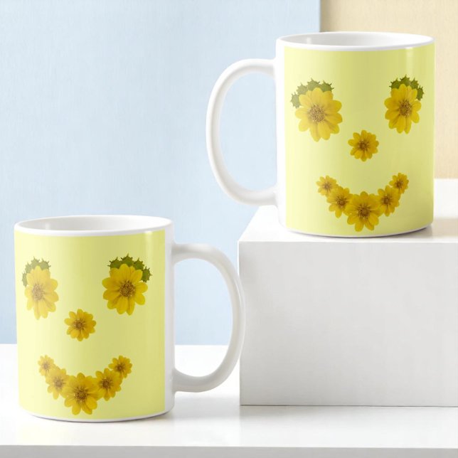 Caneca De Café Sol Humorístico Flores Amarelas Sorriem (flower smile design on both sides of mug)