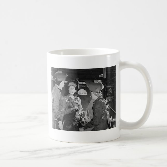 Caneca De Café Soldadores das mulheres (Direita)