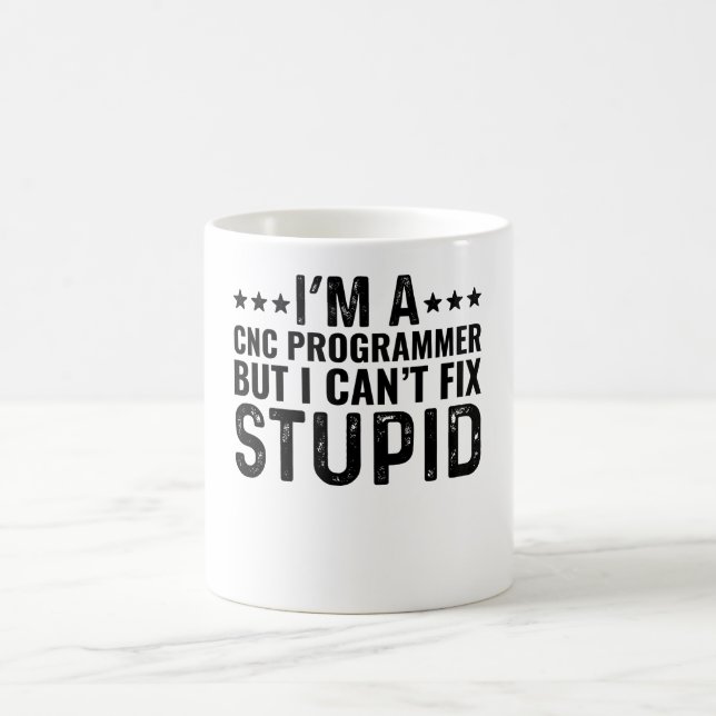 Caneca De Café Sou programador CNC, mas não consigo consertar est (Centro)