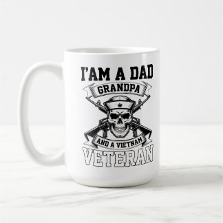 Caneca De Café Sou um pai, avô e um veterano do Vietnã Skull Mili
