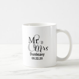 Caneca De Café Sr. & Sra. Casamento com Apelido Casado