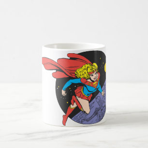 Caneca De Café Supergirl pula no espaço