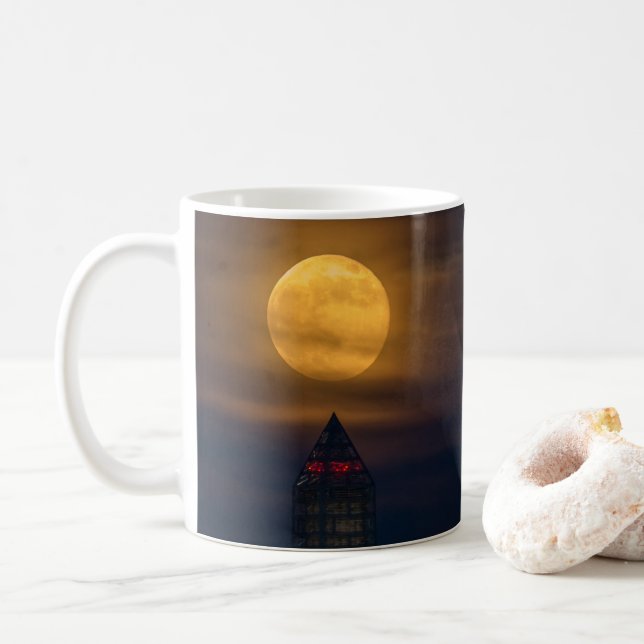 Caneca De Café Superlua sobre o Monumento de Washington (Com Donut)