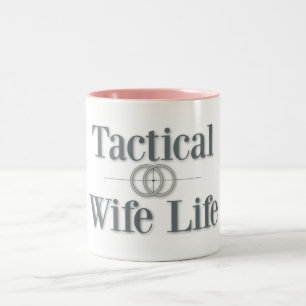 Caneca de café tática da vida da esposa