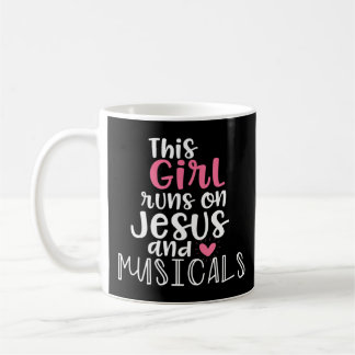 Caneca De Café Teatro Musical Oferece Garota Adolescente corre em