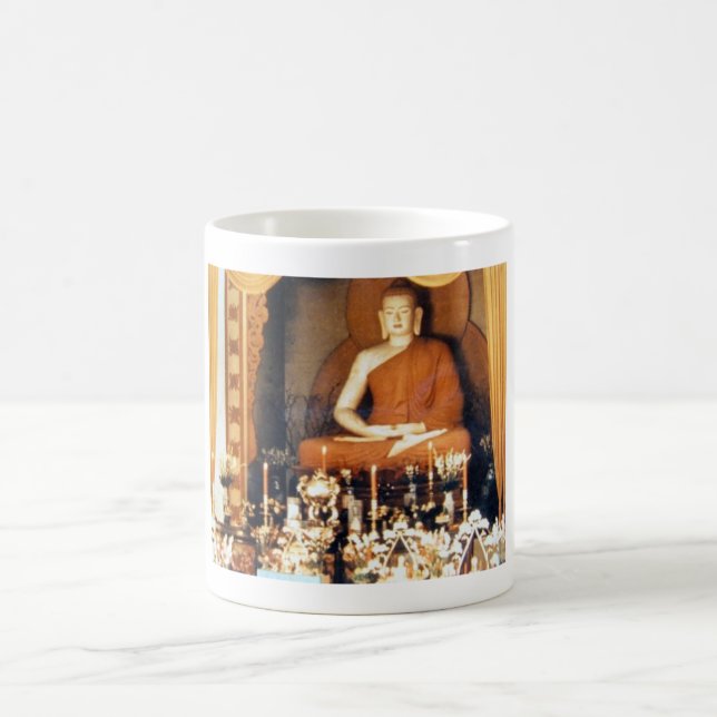Caneca De Café Templo budista interno de Tam KY (Centro)