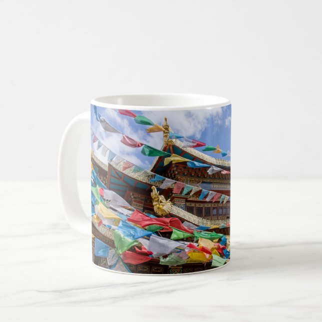 Caneca De Café Templo Tibetano com bandeiras de oração - Yunnan,  (Frente Esquerda)