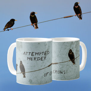 Caneca De Café Tentativa de Assassinato de Corvos Misteriosos