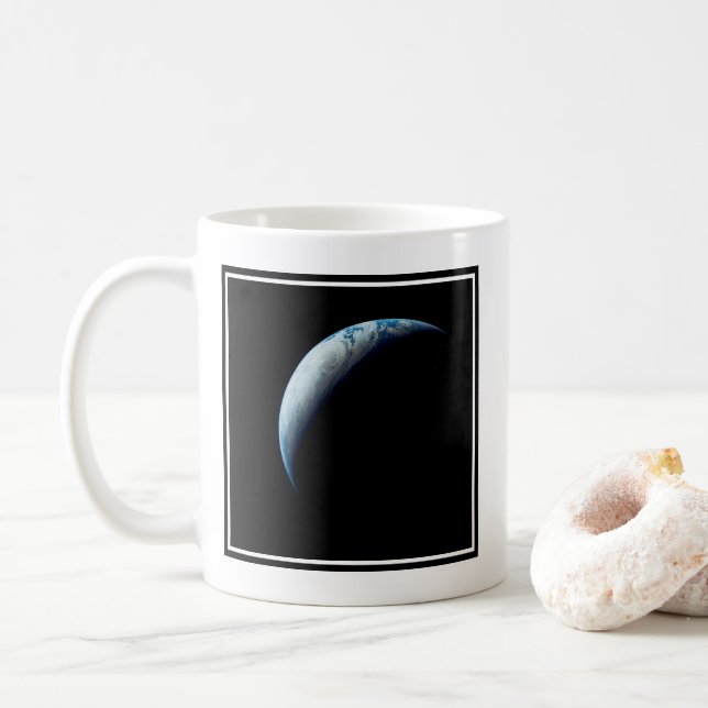 Caneca De Café Terra Crescente Tirada Da Missão Apollo 4. 2 (Com Donut)