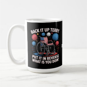Caneca De Café Terry colocou-o no meio de uma gracinha 4 de julho