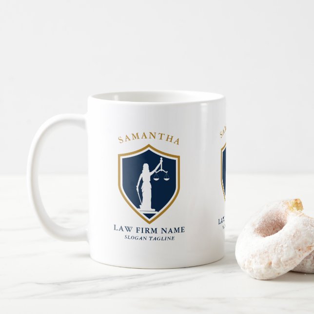 Caneca De Café Texto personalizado do logotipo Dourado Lady Justi (Com Donut)