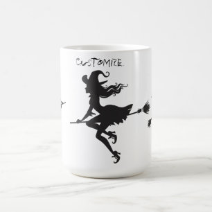 Caneca De Café Thunder_Cove da Bruxa Andando de Vassoura