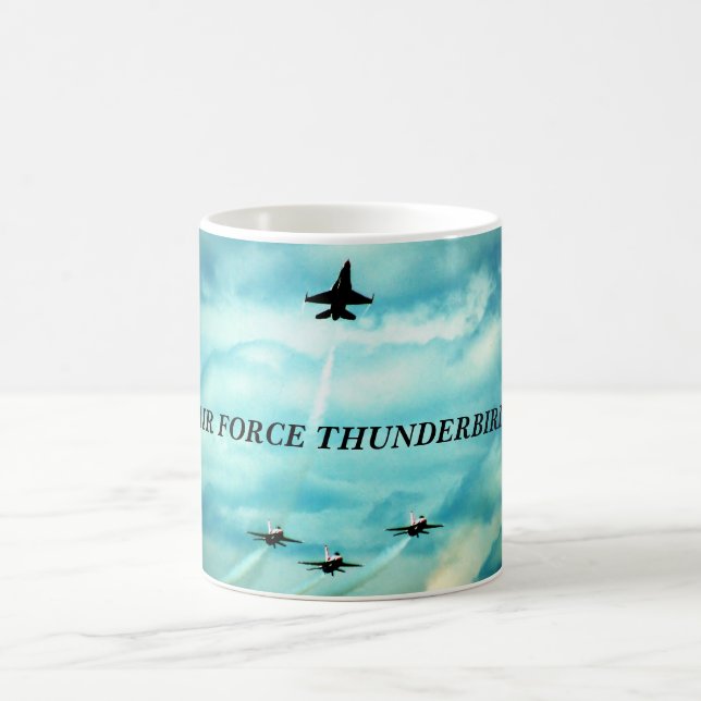 CANECA DE CAFÉ THUNDERBIRDS DA FORÇA AÉREA (Centro)