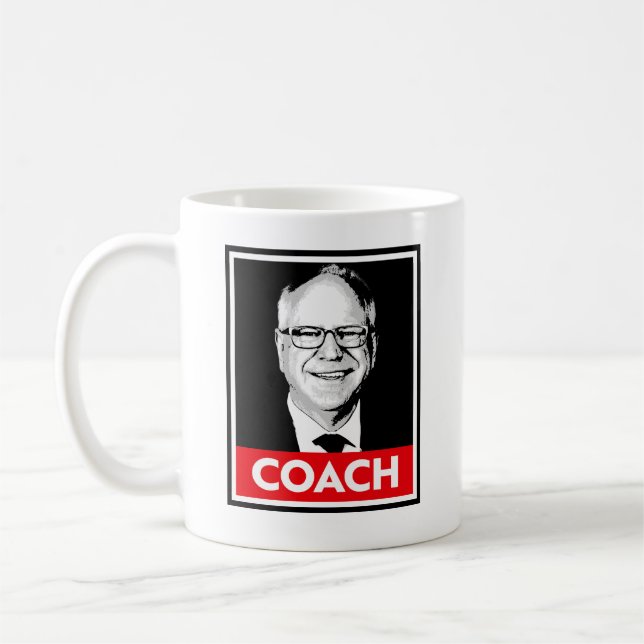 Caneca De Café Tim Walz COACH (Esquerda)