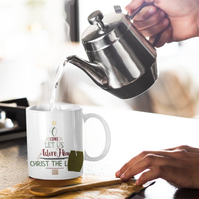 Caneca De Café Tipografia de Carol no Natal Russo (Criador carregado)
