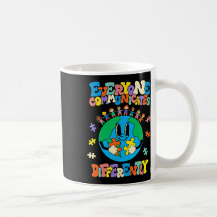 Caneca De Café Todos Comunicam Diferentemente Autismo Terrestre A