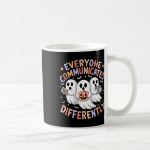Caneca De Café Todos se Comunicam de Maneira Diferente Halloween 