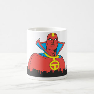 Caneca De Café Tornado Vermelho Por Trás Da Cityscape