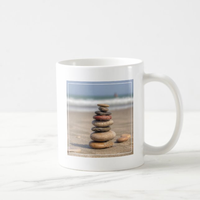 Caneca De Café Torre de pedra na praia (Direita)