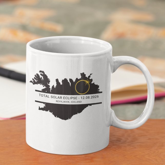 Caneca De Café Total Solar Eclipse August 2026 – Iceland Custom (Replace city via the template to personalize)
