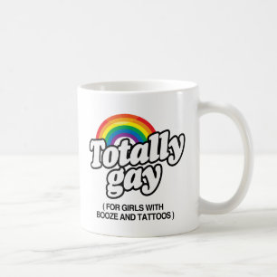 Caneca De Café TOTALMENTE GAY POR GAROTAS COM TATUAGENS -.png