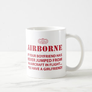 CANECA DE CAFÉ TRANSPORTADO POR VIA AÉREA