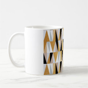 Caneca De Café Triângulos Escandinavos: Padrão de Cor de Natal.