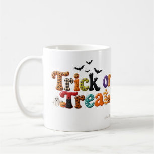 Caneca De Café Trick or Treat Xadrez e Letras Rodopiantes