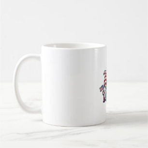 Caneca De Café Trio de Gnome Patriótico Design Vetorial Vintage_1