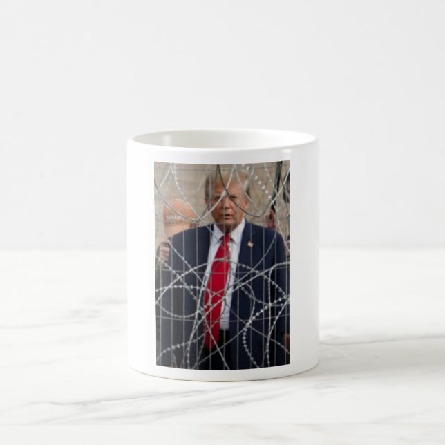 Caneca De Café Trump 2024 (Centro)