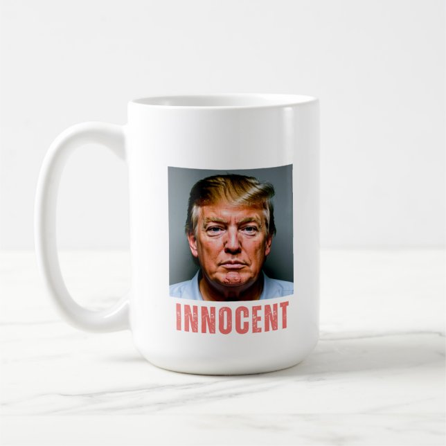 Caneca De Café Trump é inocente (Esquerda)